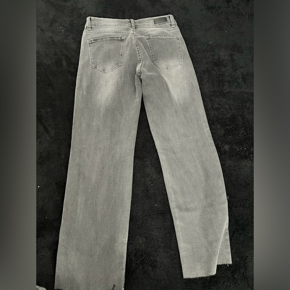 Jeans - Picture 2 of 4